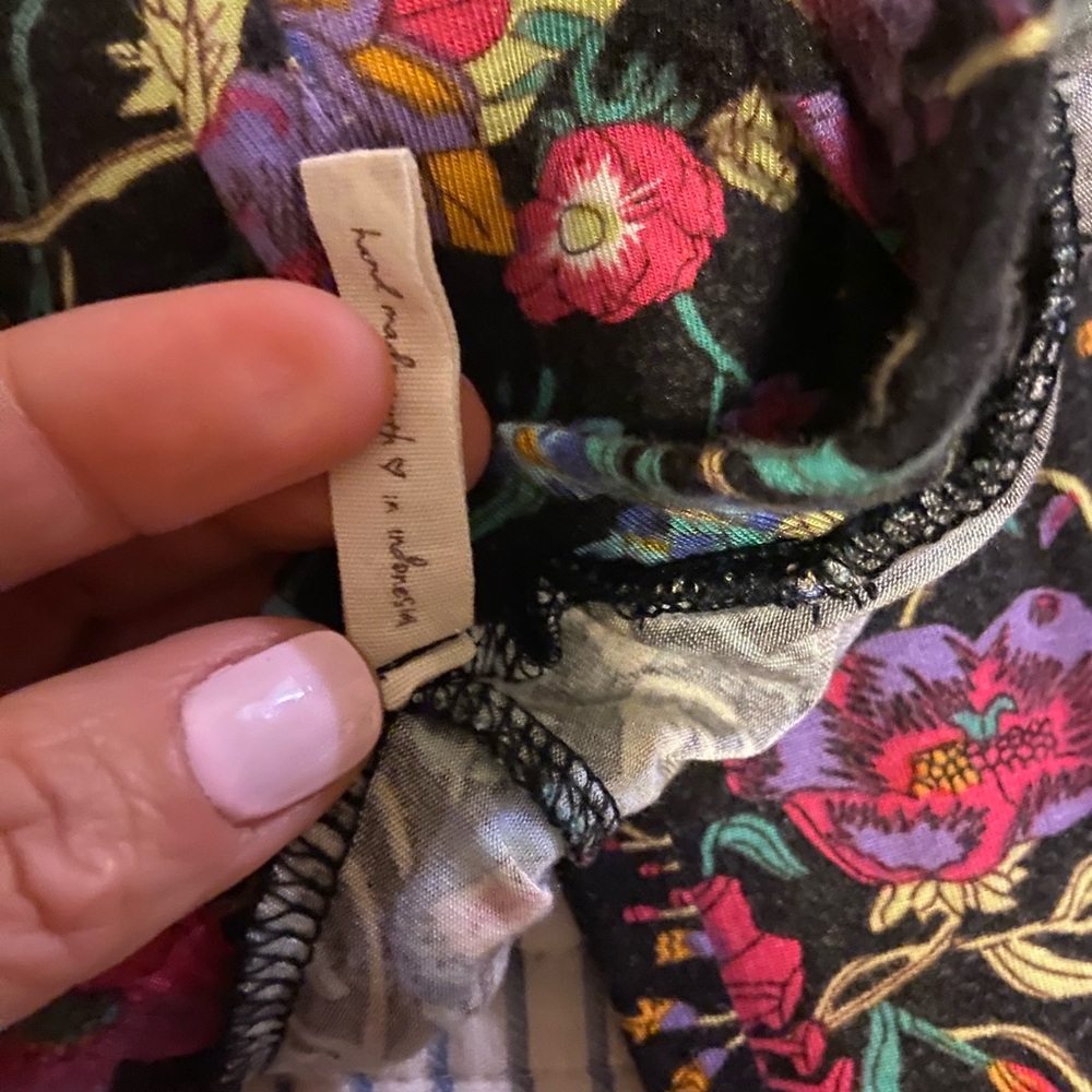 Gypsy Queen Bells in Black Floral
SPELL - Picture 8 of 10